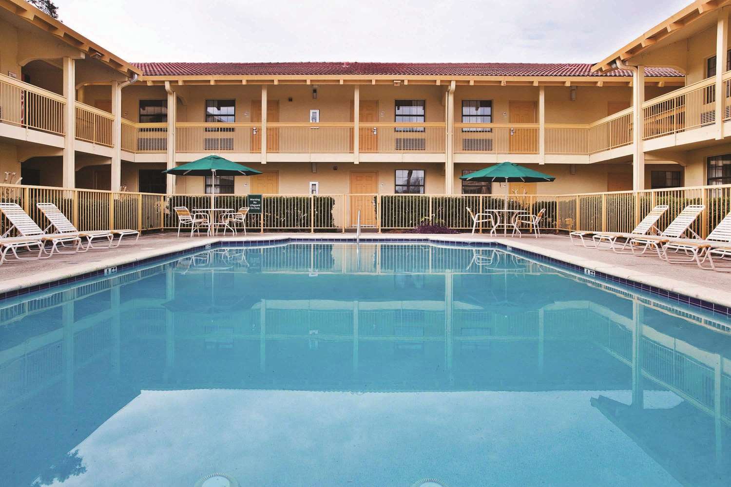 La Quinta Inn Savannah Midtown - photo 18