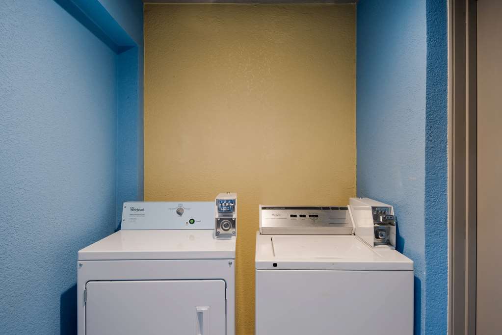 Days Inn by Wyndham Ankeny Des Moines - photo 54