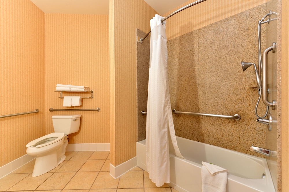 Holiday Inn Express & Suites Elk Grove Central Hwy 99 by IHG - photo 21
