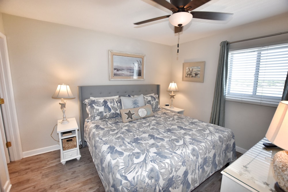 0804 Waters Edge Resort 1 Bedroom Condo - photo 2
