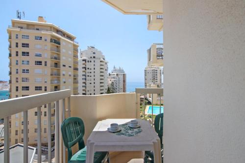 Casa Buzz — 4-Star Luxury Hotel in Armacao De Pera, Portugal