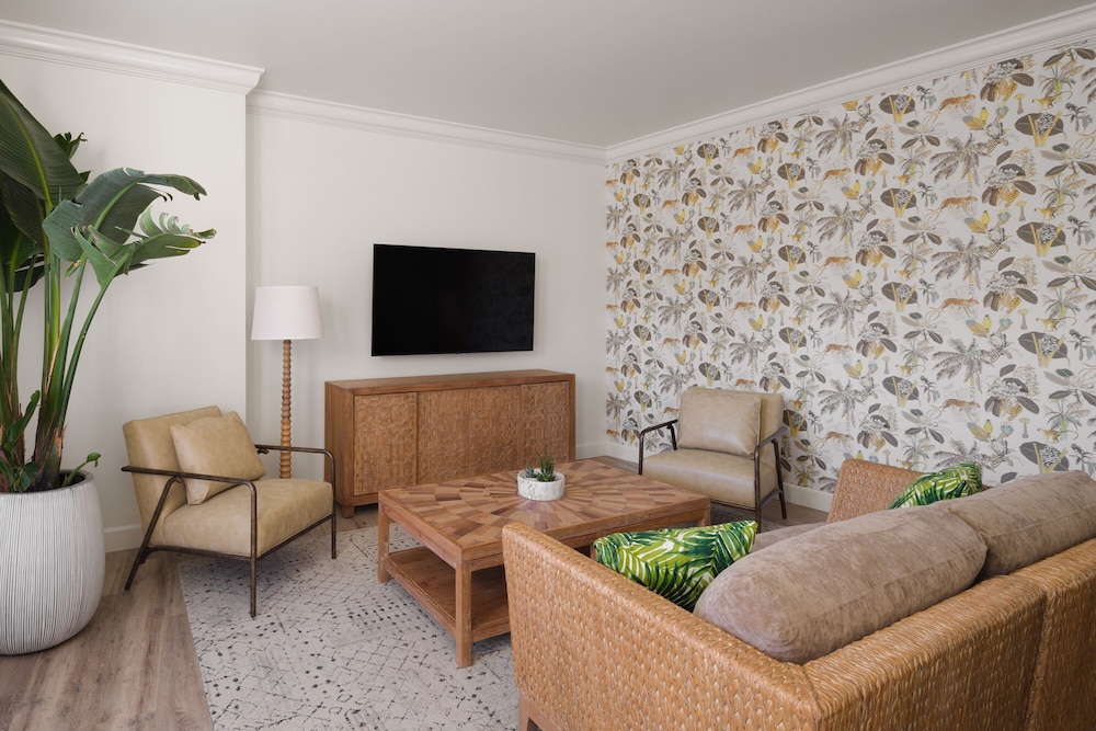 Tommy Bahama Miramonte Resort & Spa - photo 6