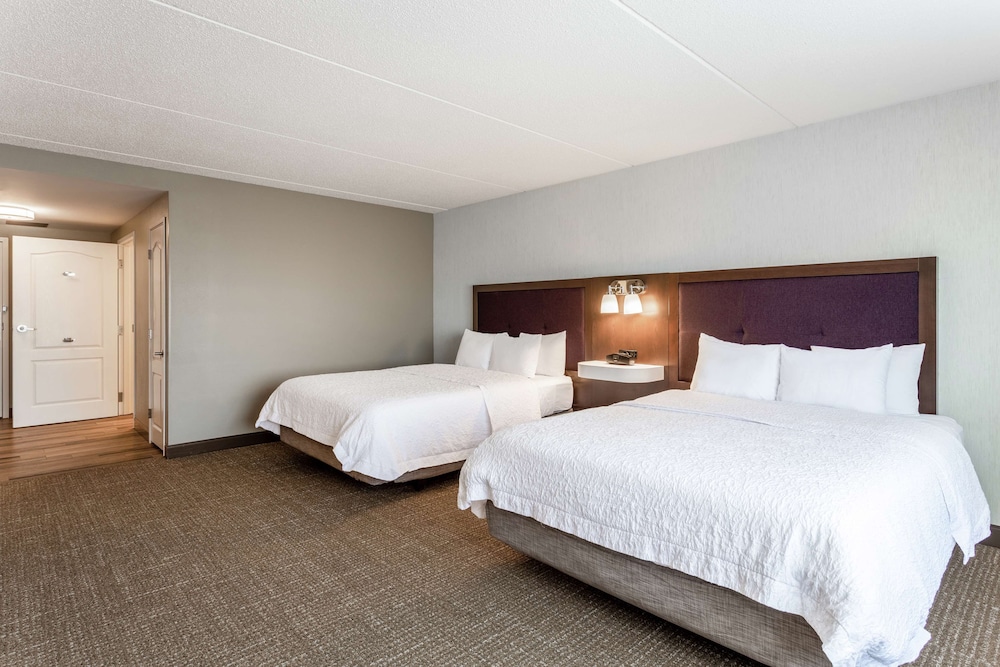 Hampton Inn & Suites Chicago Libertyville - photo 10