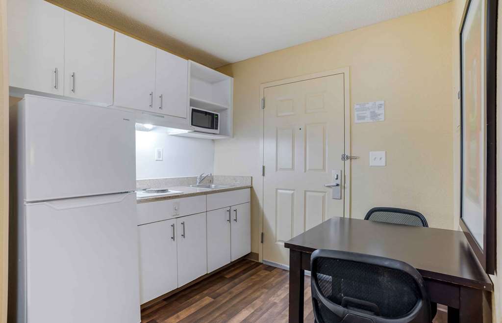 Extended Stay America Select Suites Destin US 98 Emerald Coast Pkwy. - photo 20