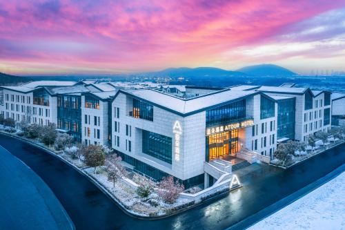 Atour Hotel Xuzhou Yunlong Lake Zhushan Scenic Area in Xuzhou, People's Republic of China