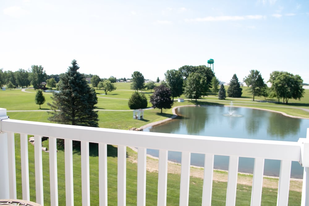 Essenhaus Inn & Conference Center - photo 76