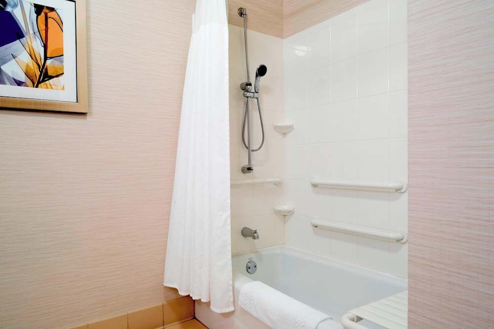 Fairfield Inn & Suites by Marriott State College - photo 16
