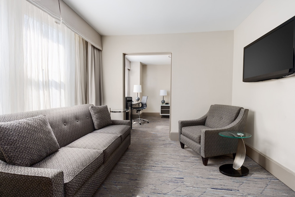 Holiday Inn Express Chicago Magnificent Mile - photo 15