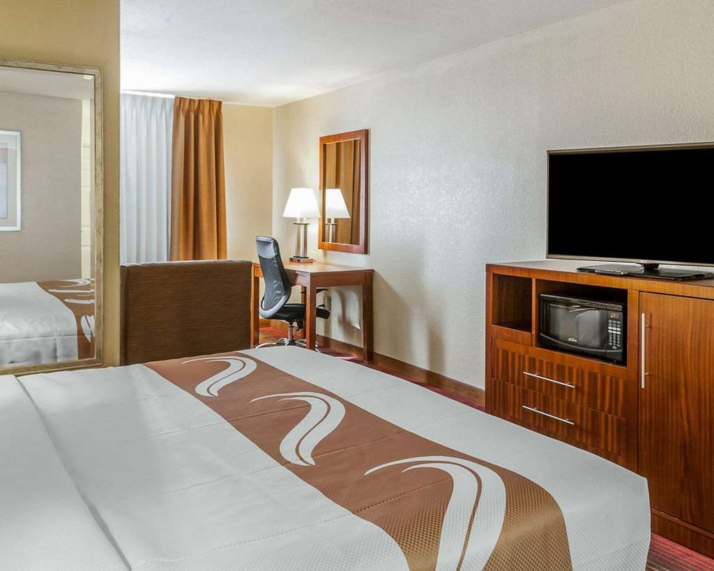 Quality Inn & Suites Albuquerque West - photo 16