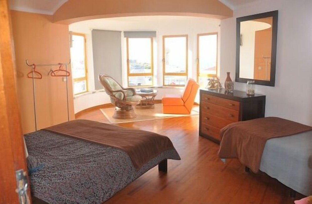 Ty Theven - carbon neutral hotel in Plouescat