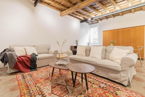Trilussa Spacious Apartment — 4-Star Luxury Hotel in Rome, Italy