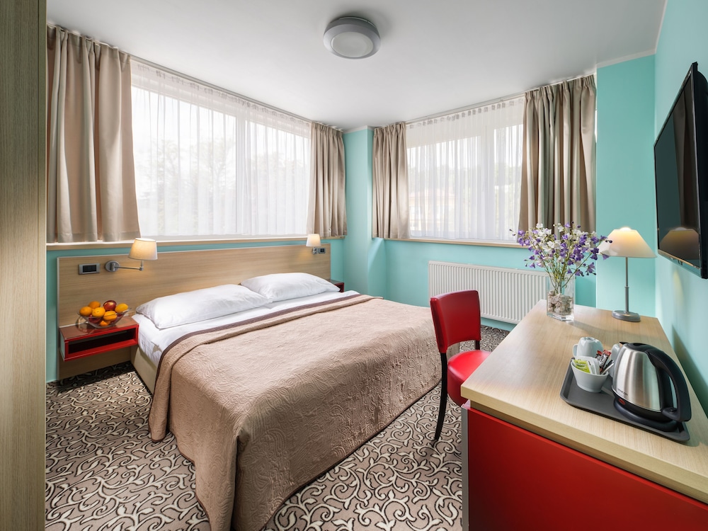Hotel Michael - last minute hotel in Prague