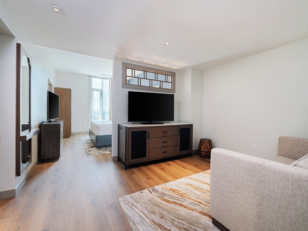 Hotel Indigo Asheville Downtown by IHG - photo 13