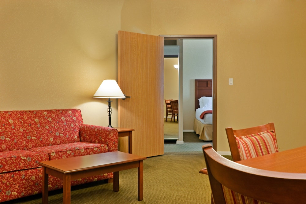 Holiday Inn Express Salado Belton by IHG - photo 6
