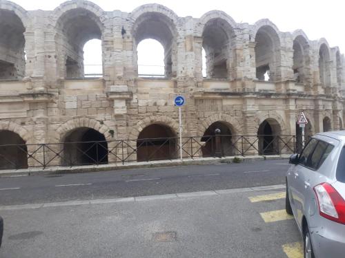Les Nuitees Arlesiennes - last minute hotel in Arles