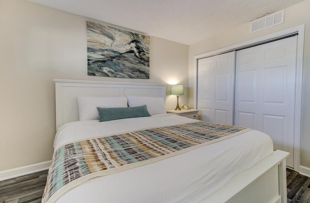 0204 Seaside Sanctuary by Atlantic Towers — Carolina Beach — photo 4
