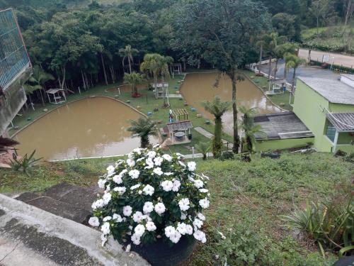 Pesqueiro Restaurante e Pousada Pingo de Ouro — hotel in Piedade
