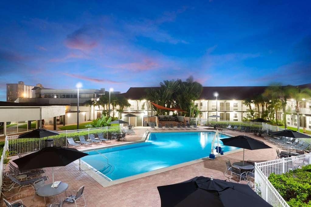 La Quinta Inn by Wyndham Cocoa Beach Port Canaveral - photo 9