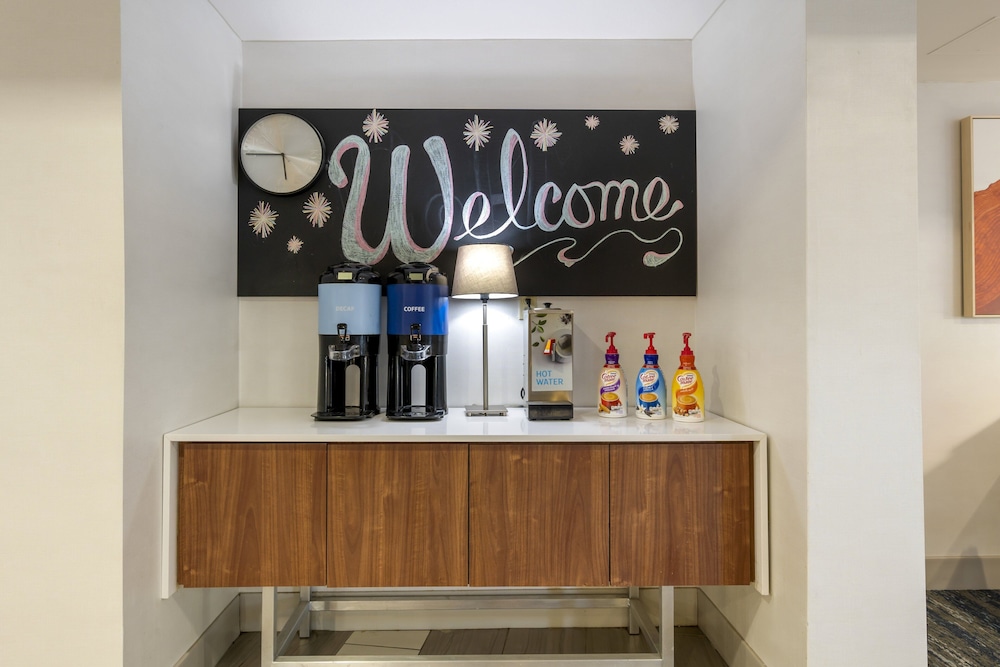Holiday Inn Express Hotel & Suites The Villages by IHG - photo 74