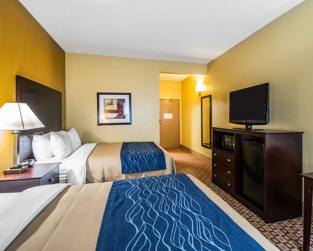 Quality Inn Plant City Lakeland - photo 9