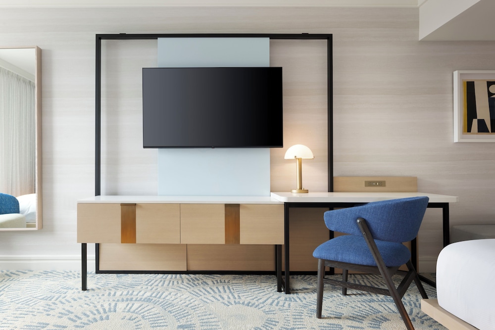 The Highland Dallas Curio Collection by Hilton - photo 16