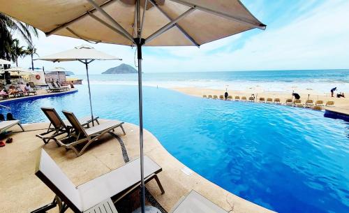 Park Royal Depto de Lujo Frente Playa — 4-Star Luxury Hotel in Mazatlan, Mexico