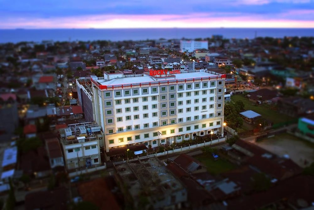 Rocky Plaza Hotel Padang in Padang, Indonesia