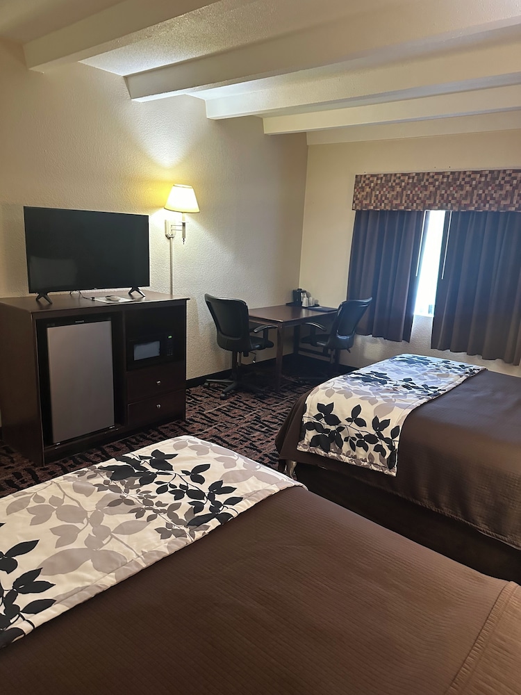 Rodeway Inn Zanesville OH - photo 6