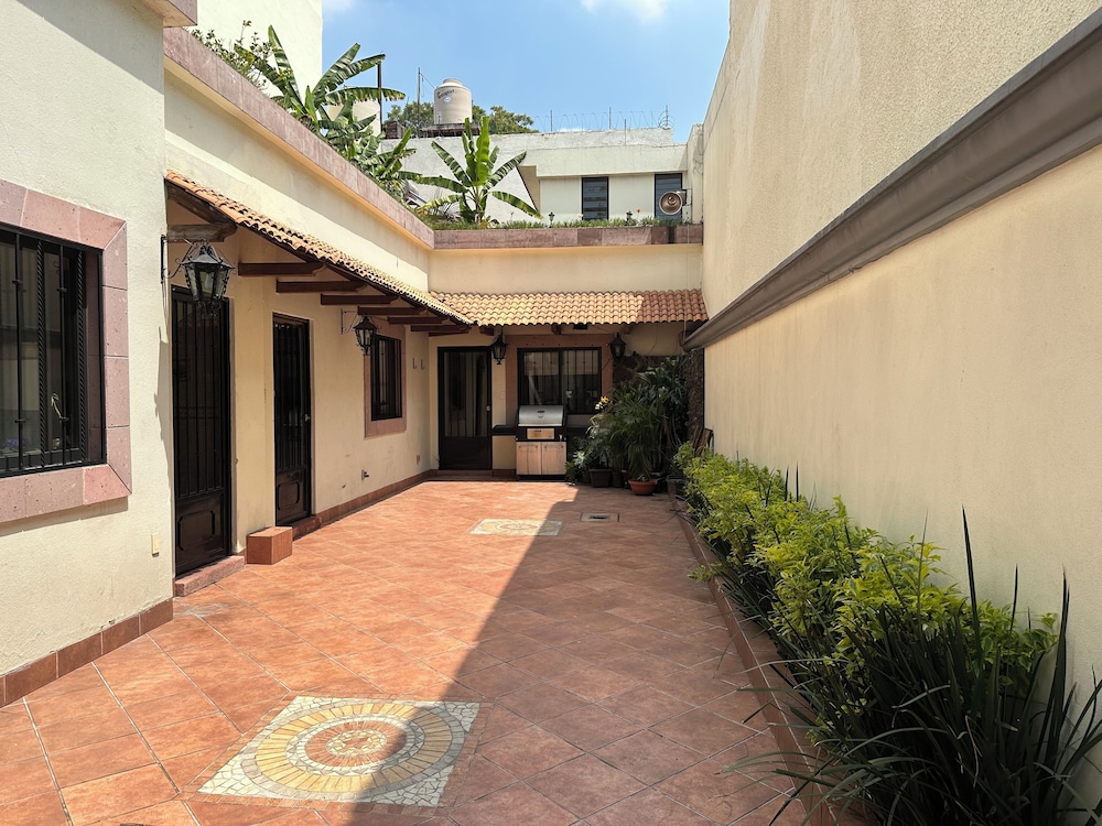 Yacatas - last minute hotel in Mexico City