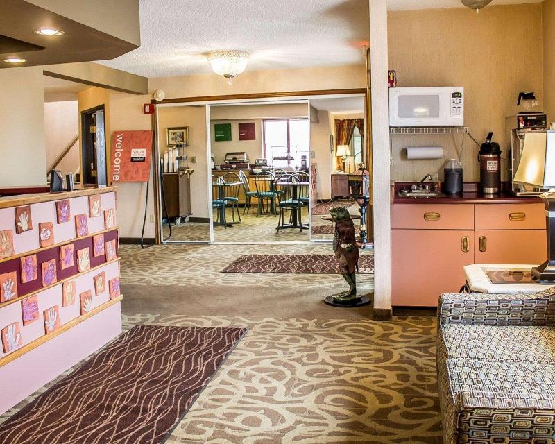 Comfort Inn Manistique MI - photo 20