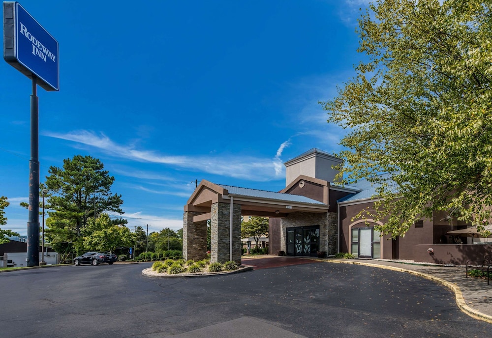 Studio 6 Suites Knoxville TN Downtown - featured photo