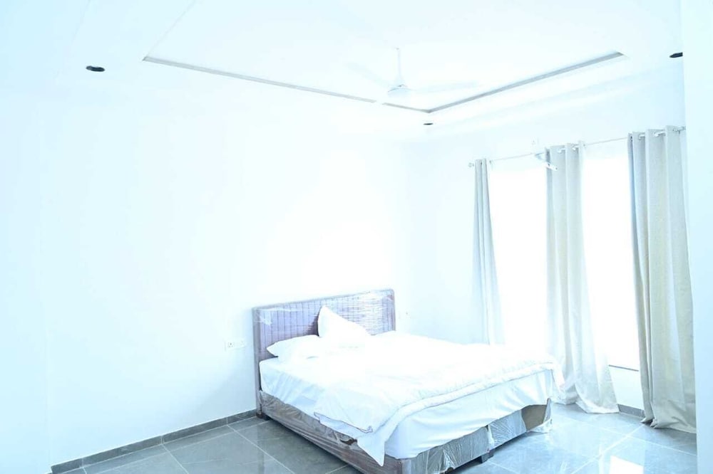 SR Hotel Restaurant & Cafe - carbon neutral hotel in Phalodi