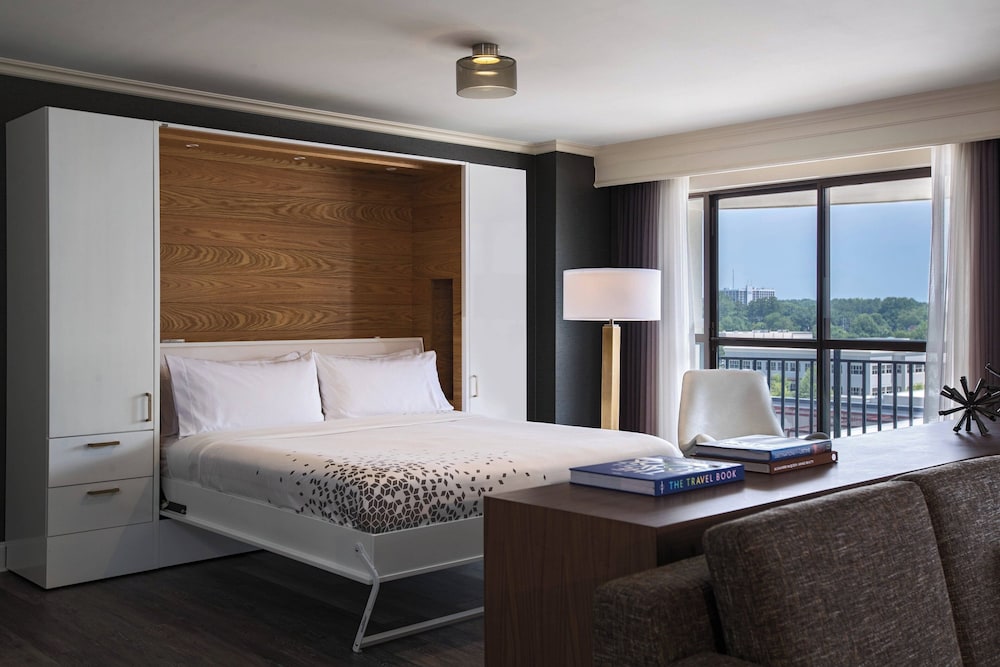Renaissance Raleigh North Hills Hotel - photo 20