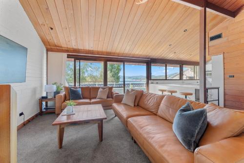 Ibis on Lake Jindabyne — 4-Star Luxury Hotel in Jindabyne, Australia