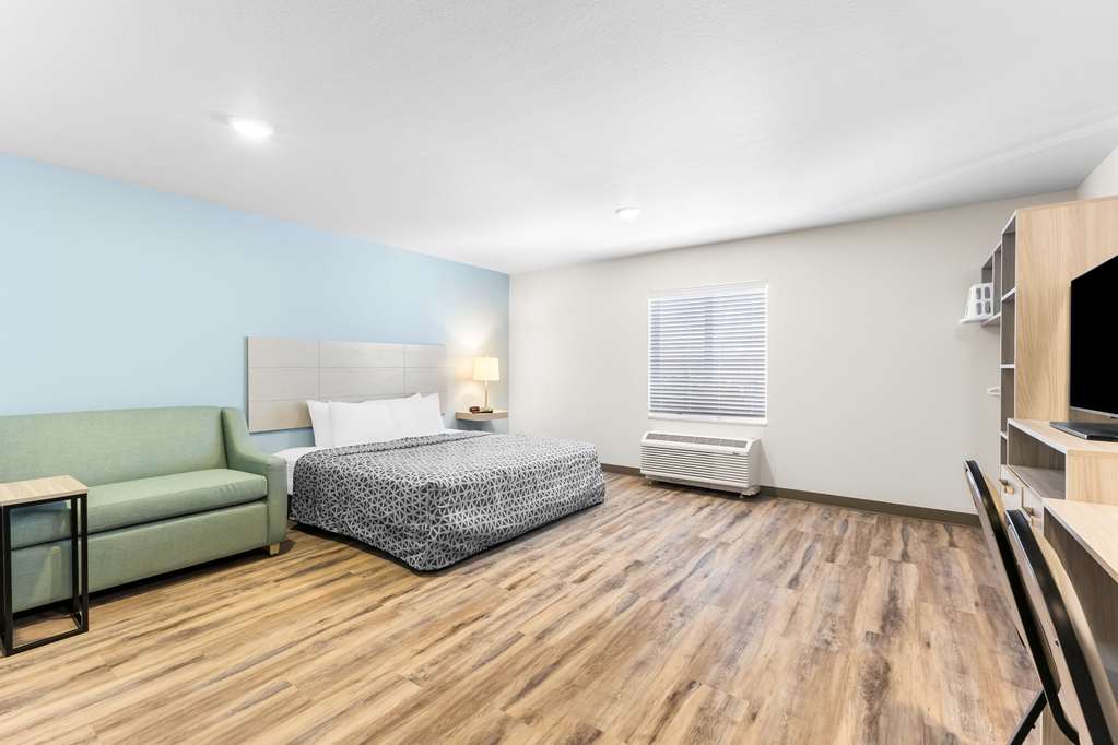Woodspring Suites Bluffdale Salt Lake City - photo 11