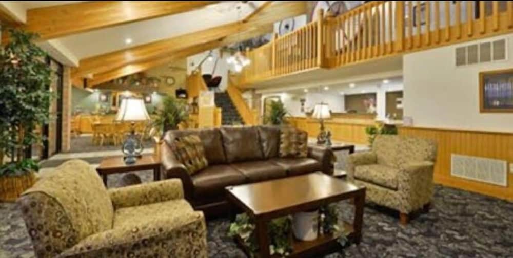 American Inn and Suites Iowa - photo 2