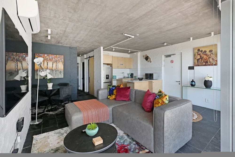 Bantry Bay 2bed 100m To Beach — 4-Star Luxury Hotel in Cape Town, South Africa
