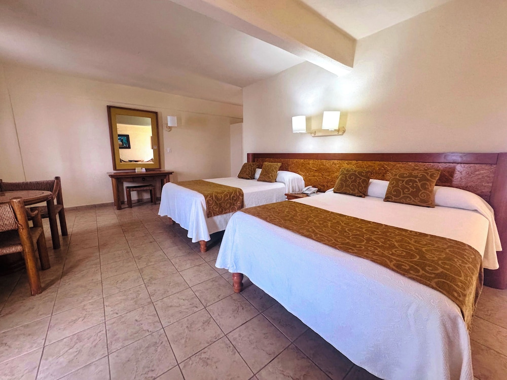 Tropicana Hotel Puerto Vallarta