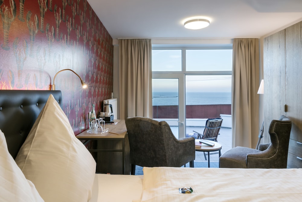 Hotel auf den Hummerklippen - carbon neutral hotel in Helgoland
