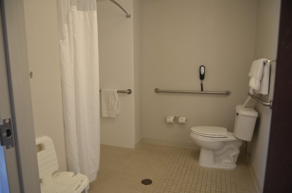 Holiday Inn Express Hotel & Suites Rochester by IHG - photo 13