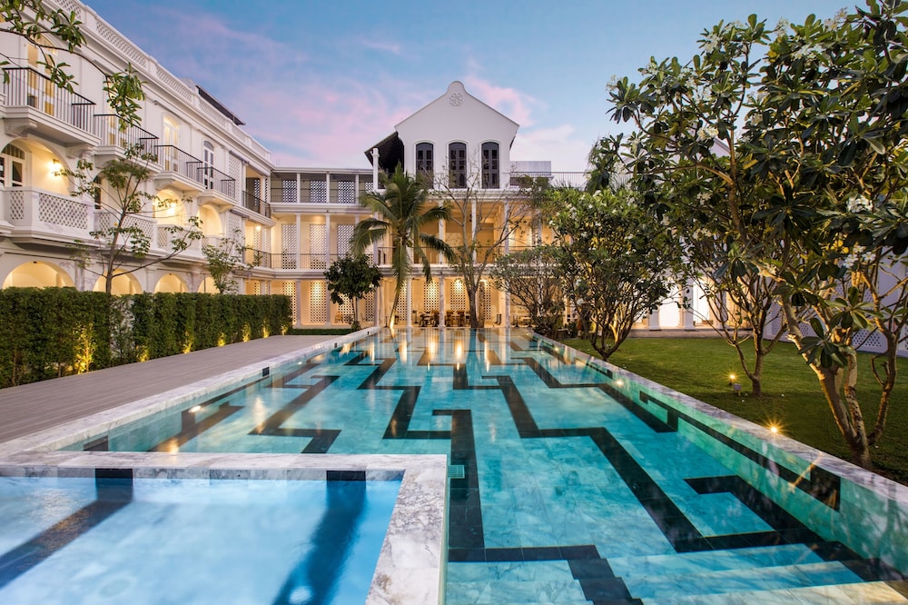 Little Nyonya Hotel in Wichit, Thailand