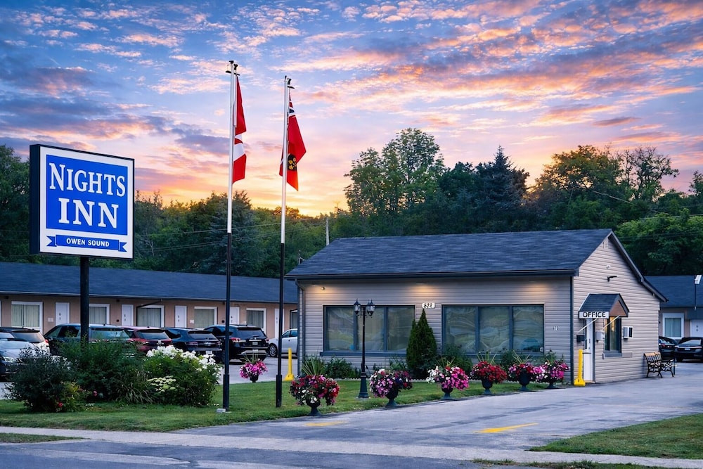 Nights Inn Owen Sound - carbon neutral hotel in Owen Sound