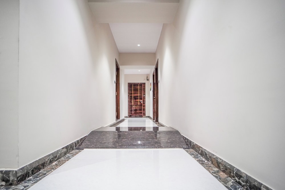 Sunbright Rooms Residency Hotel in Thane, India