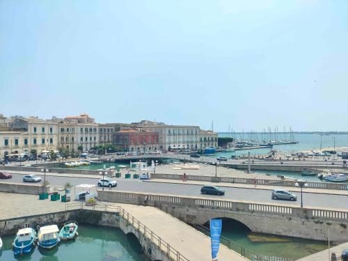 Riva del Forte 4 Rooms Ortigia's Sea View — 4-Star Luxury Hotel in Siracusa, Italy