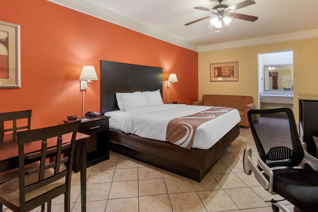 Quality Inn & Suites at The Outlets Mercedes Weslaco - photo 14