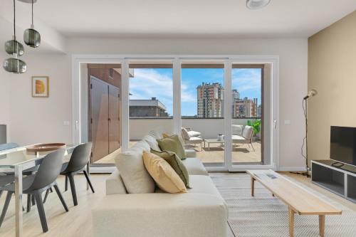 Airy Apartments with Balcony & Garage by NDP rent — 4-Star Luxury Hotel in Milan, Italy