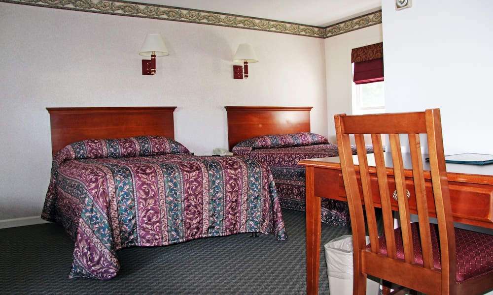 Potsdam Inn - photo 16