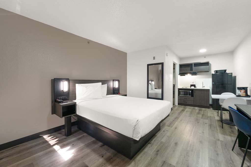 Studio 6 Extended Stay Tucker GA Atlanta Northlake - photo 6