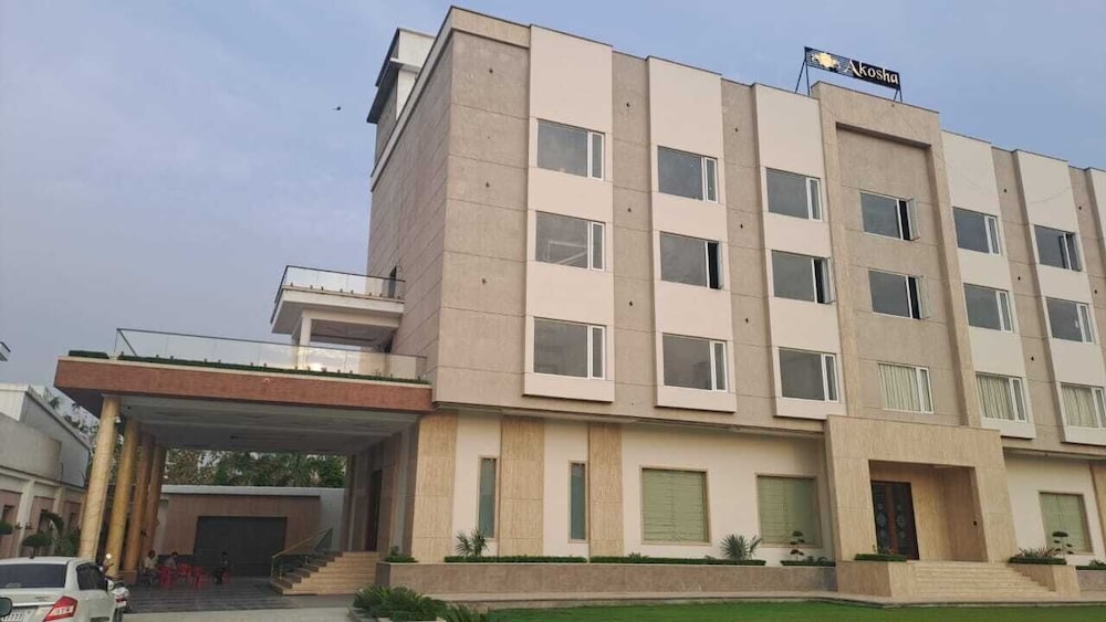 Four Leaf Hotel Akosha - last minute hotel in Varanasi