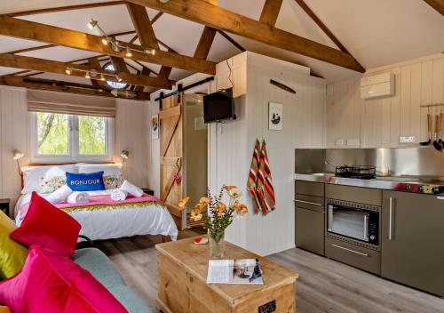 1 Bed in Chelmondiston oc l29137 in Ipswich, United Kingdom